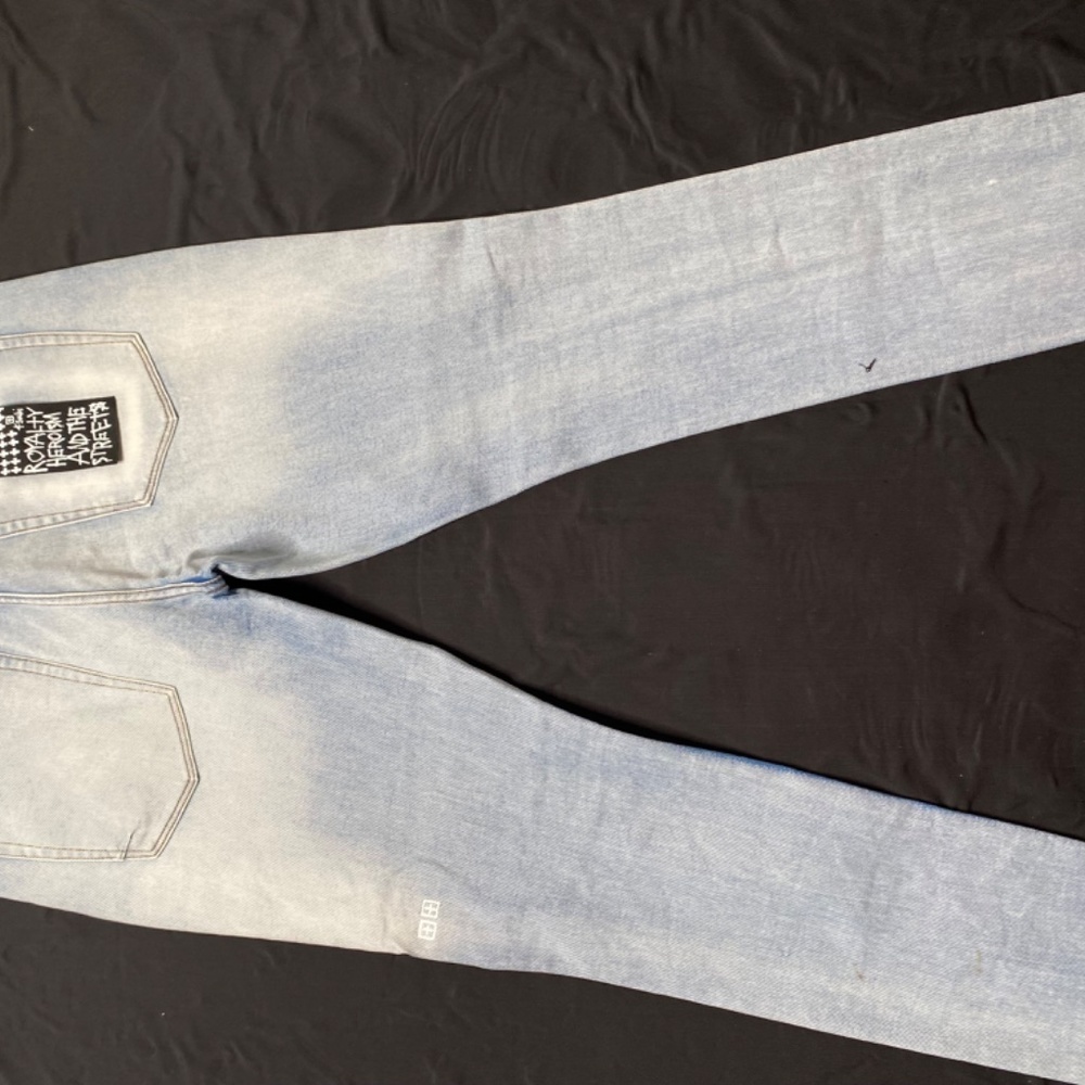 Jeans - Picture 4 of 5